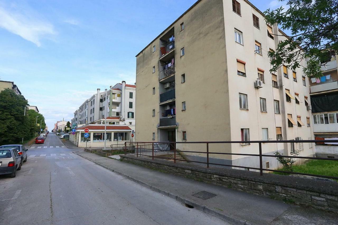 Anna With Free Private Parking * Pula